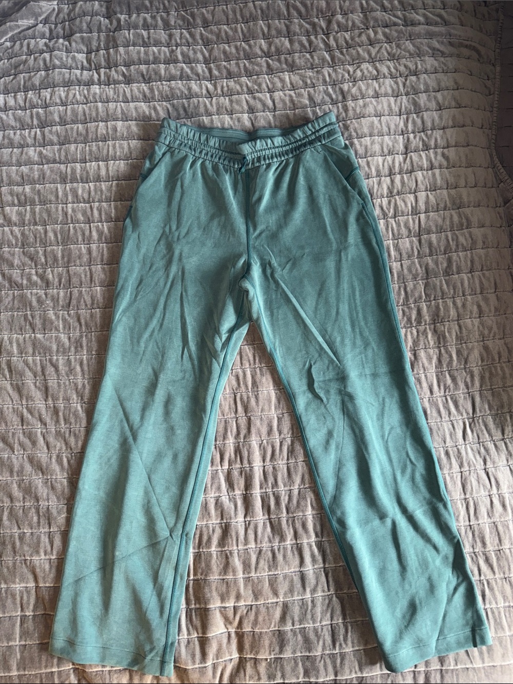 Lululemon softstreme teal pants